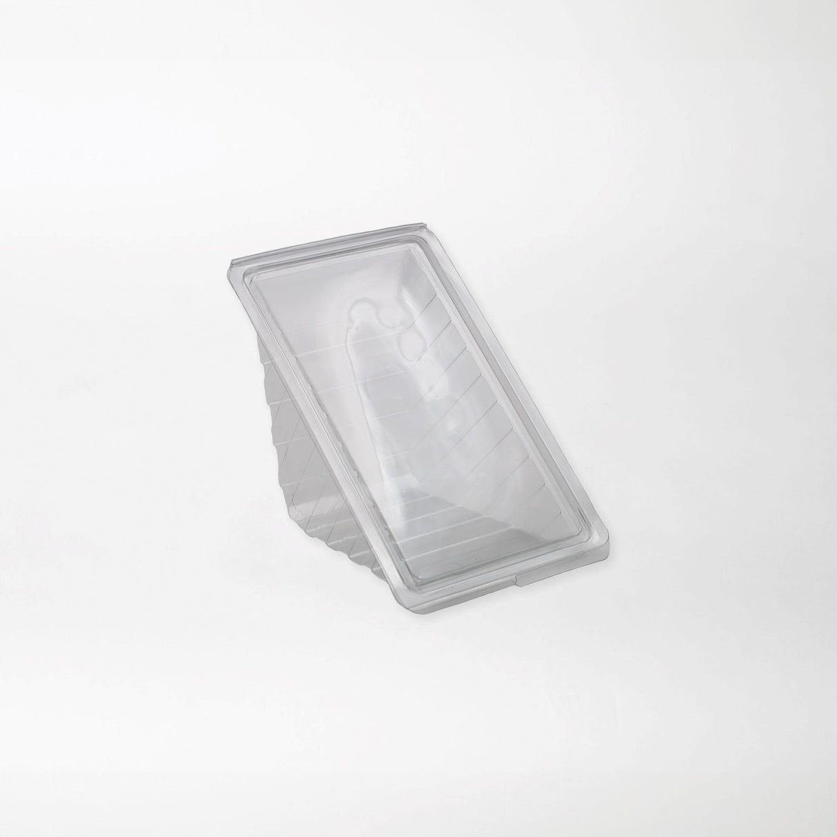 Snacky kolmioleipärasia saranakannella kirkas 185x110x85mm rPET-muovi - Kuatro